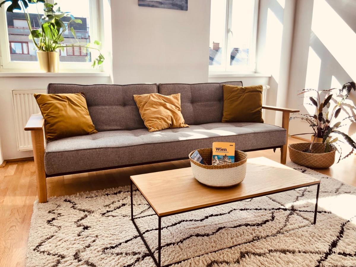 Helle 4 Zimmer Familien-Wohnung Mit Balkon! Schloss Schonbrunn In Gehdistanz 维也纳 外观 照片